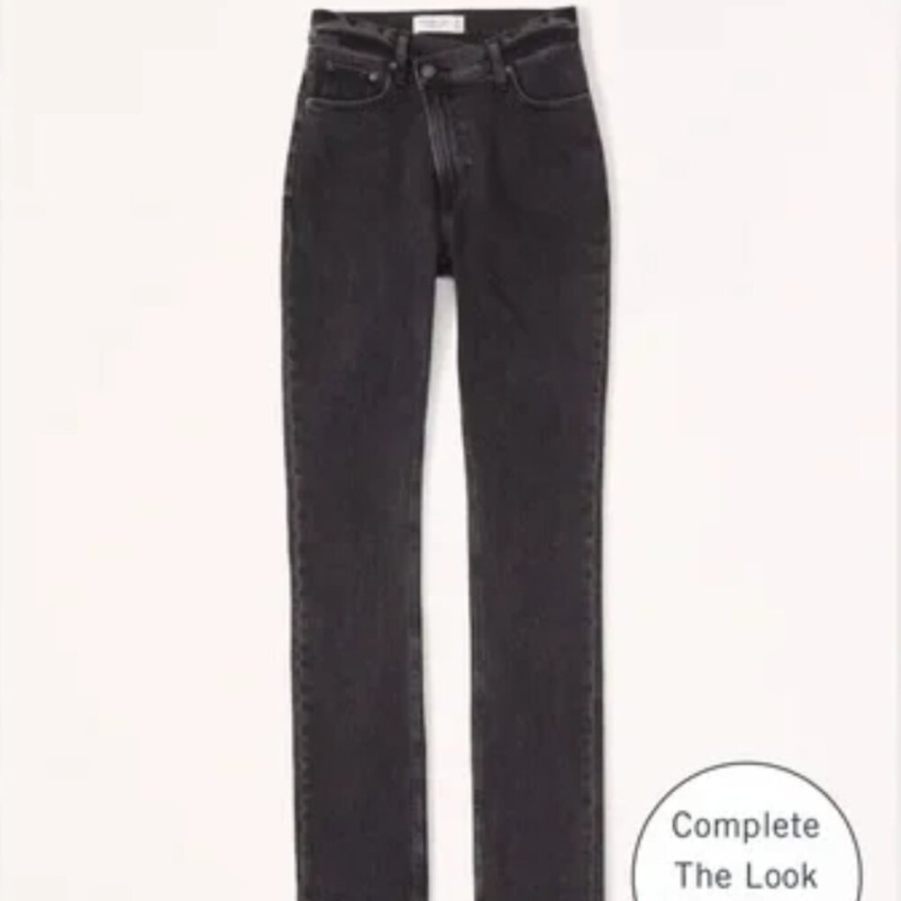 Abercrombie Ultra High Rise 90s Slim Straight Jean Curve Cross waist 28